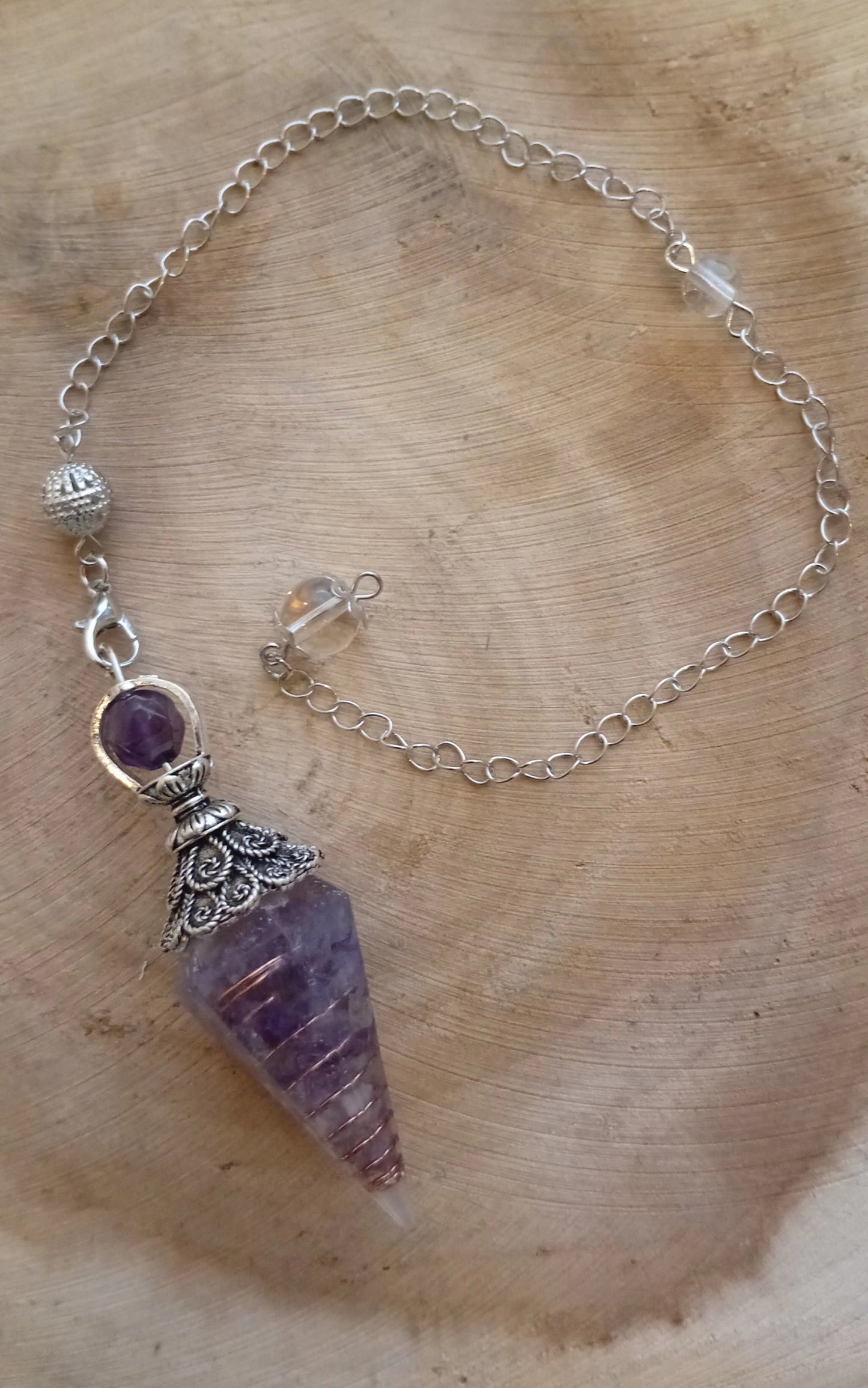 Péndulo de Amatista – Claridad, Intuición y Sanación Espiritual