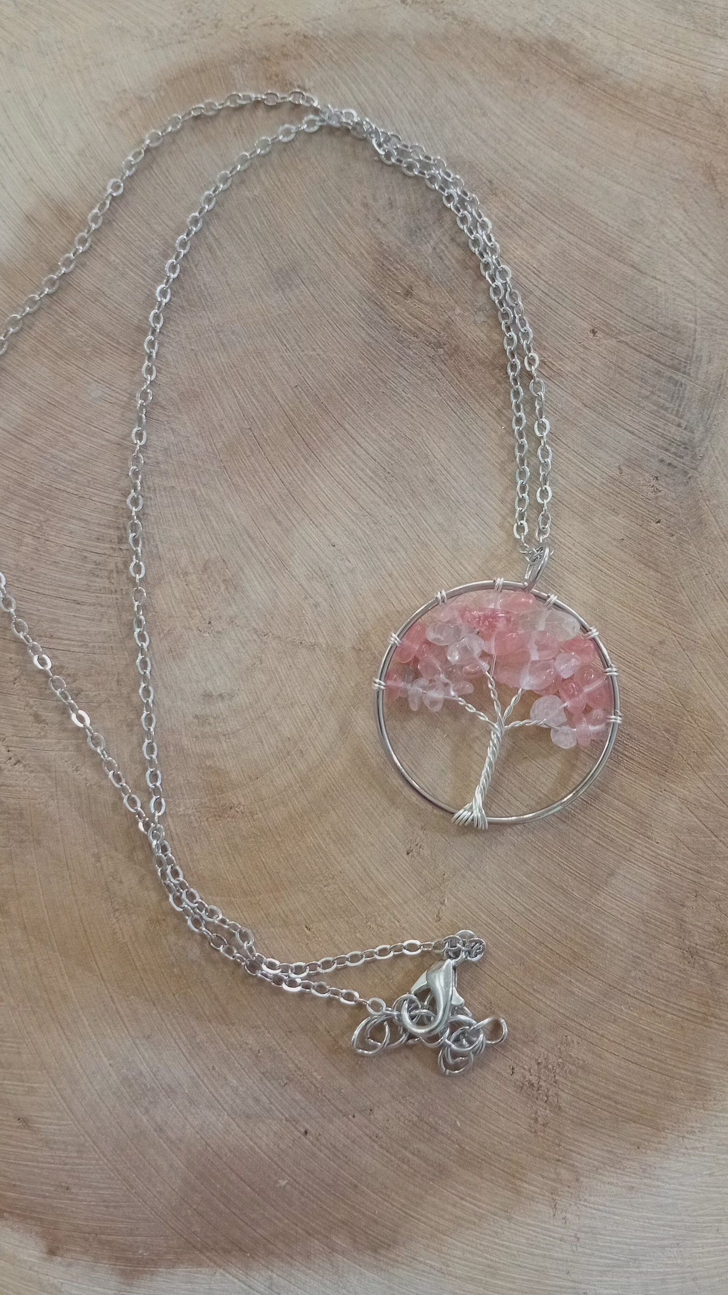 Collar de Cuarzo Rosa – Amor Suave que Vibra desde el Alma