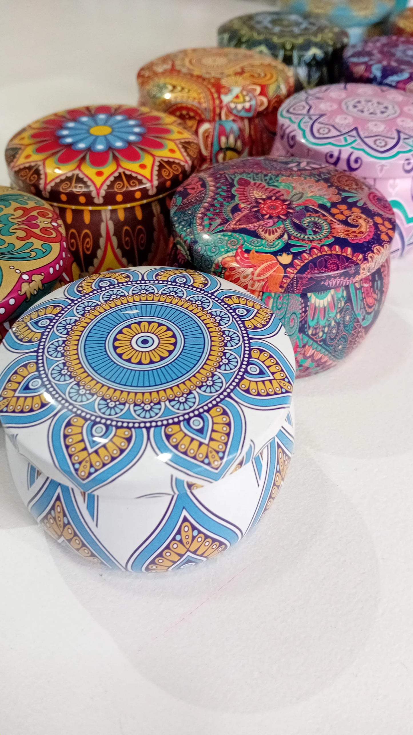 🕯️ Velas Aromáticas con Diseños de Mandalas