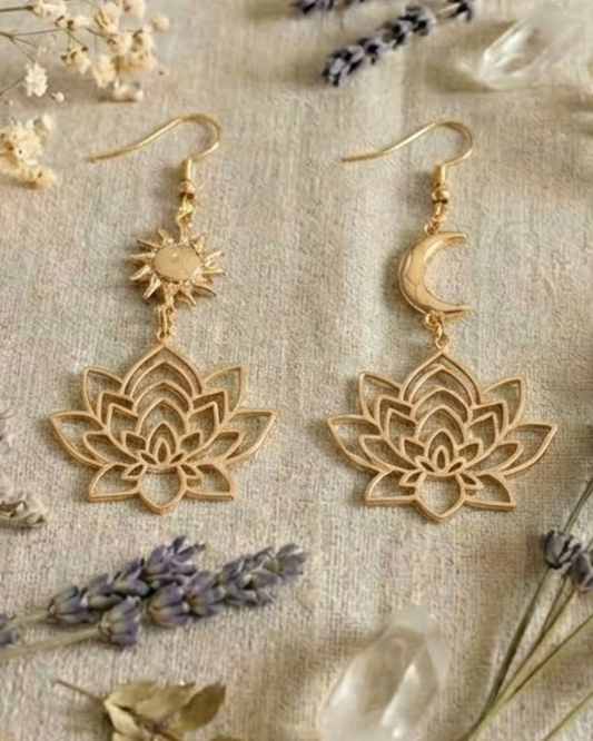 Pendientes Loto Sol y Luna – Estilo Bohemio Dorado