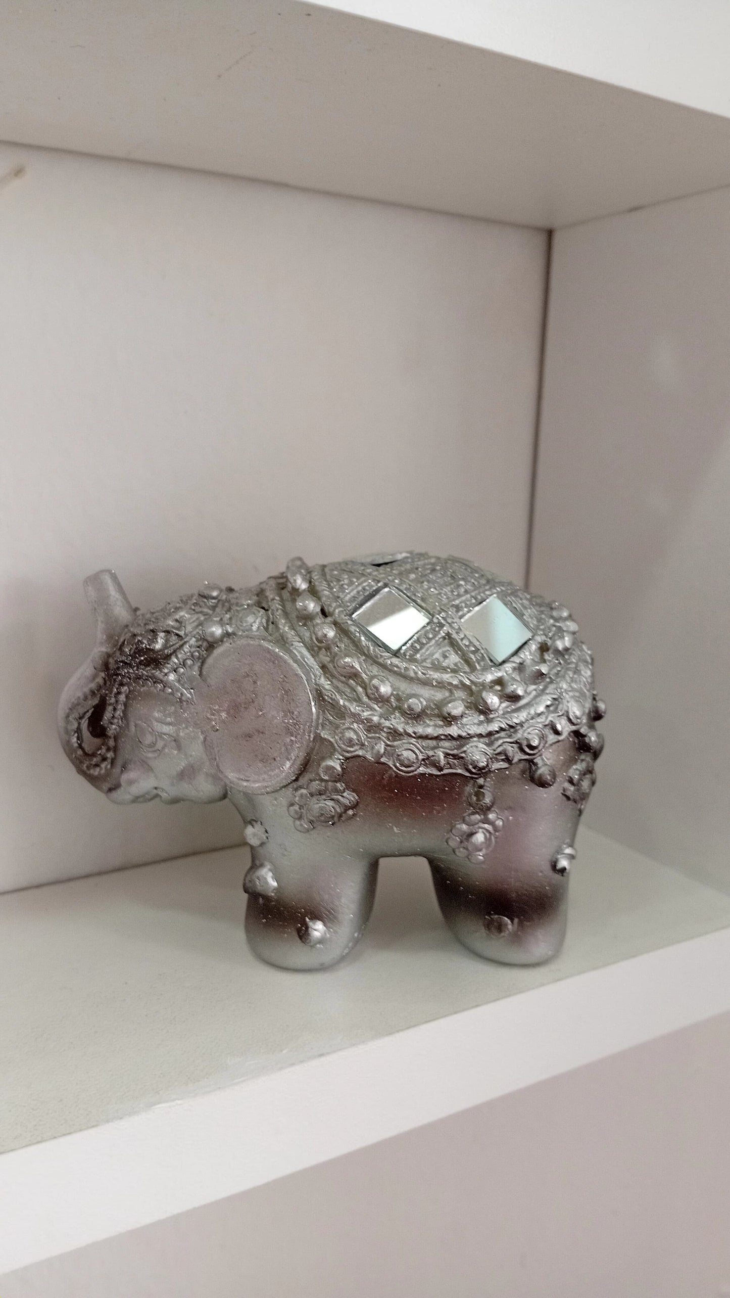 Elefantes Decorativos con Espejitos