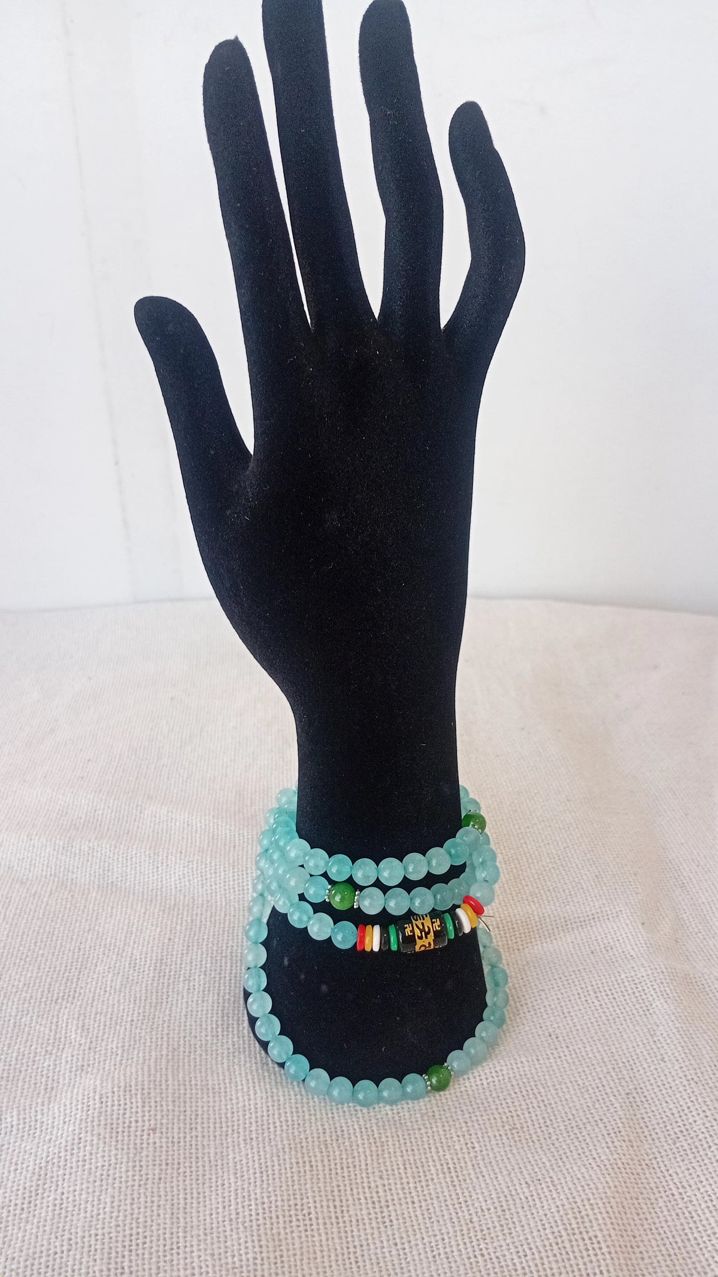 Collar de Aguamarina con Mantra Tibetano