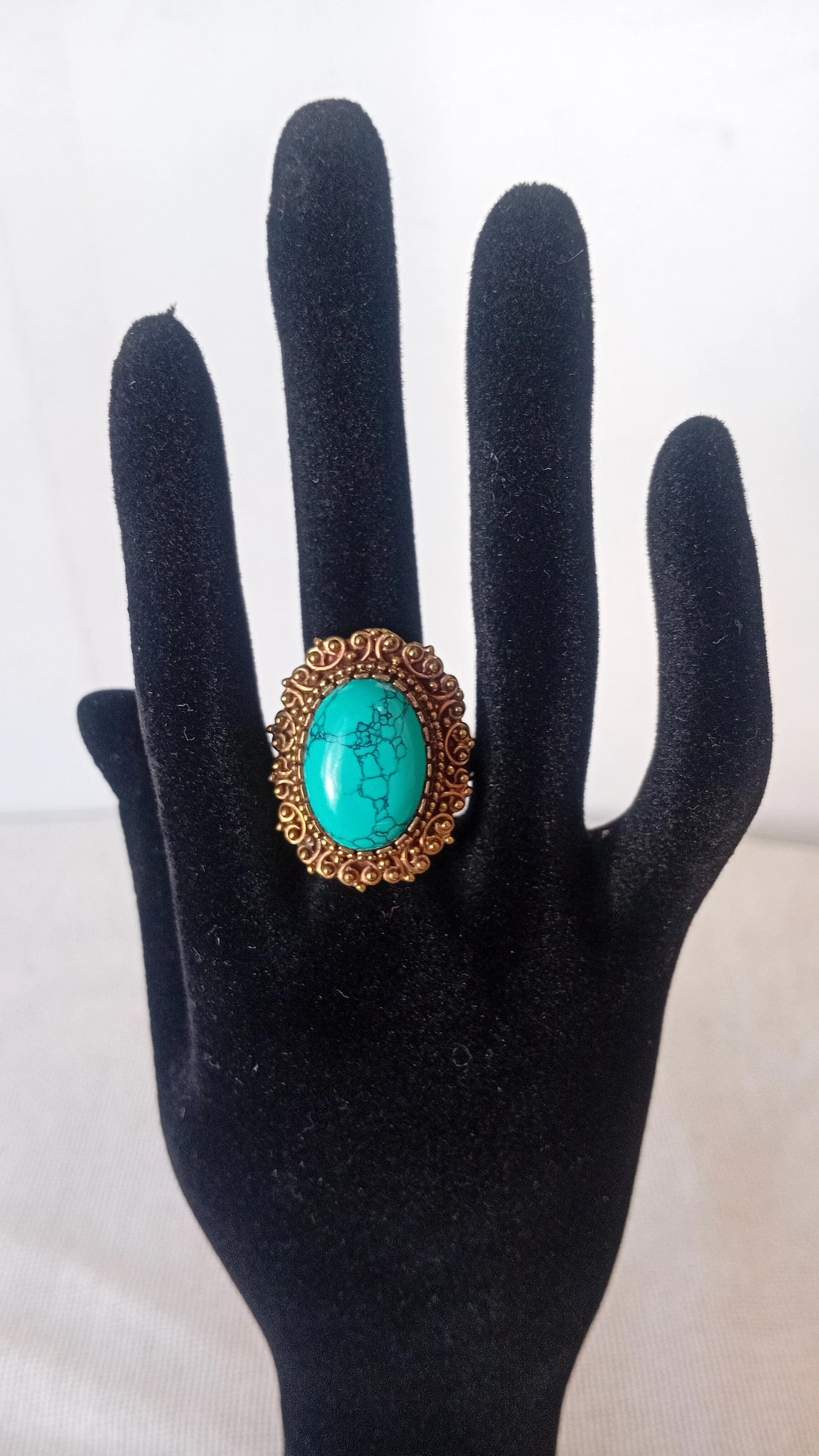 Anillo Turquesa Vintage – Horizonte Interior