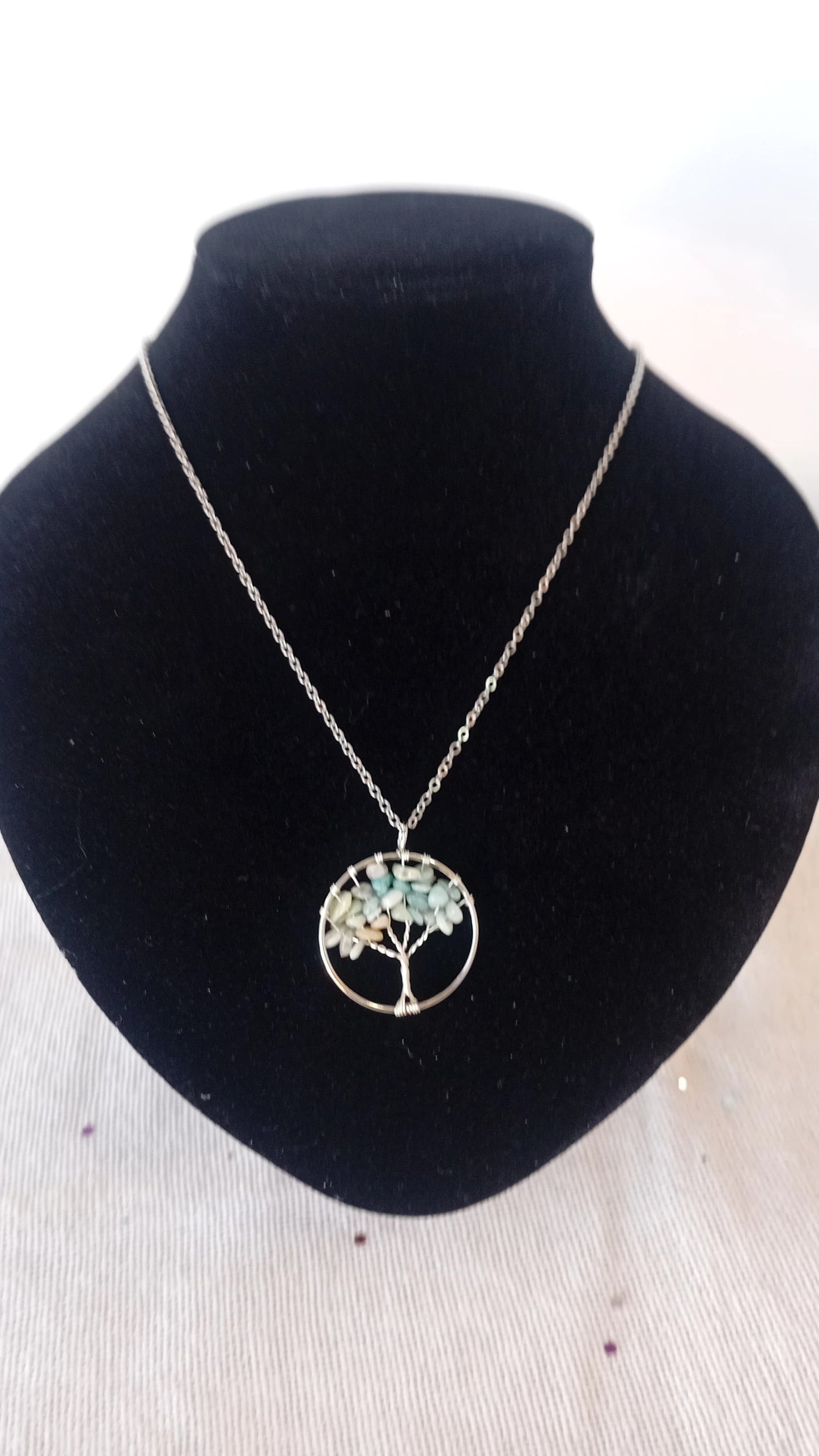 Collar de Aguamarina – Voz Clara, Alma Serena