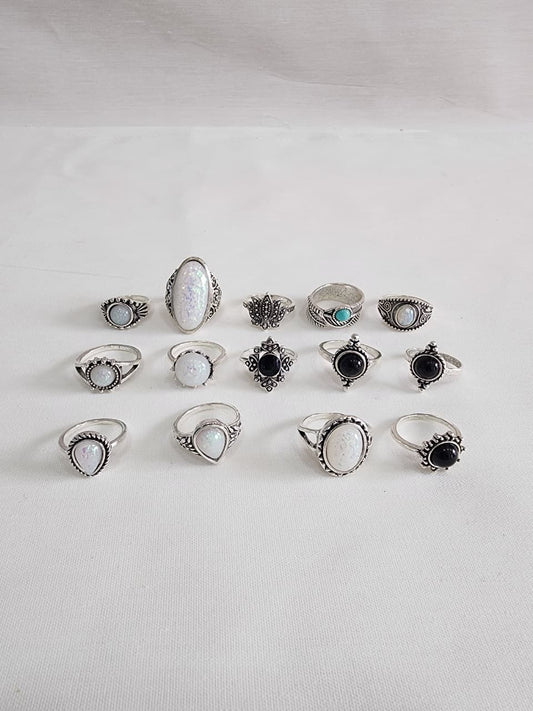 Colección de Anillos Místicos Boho Medianos