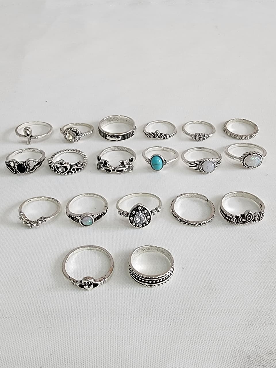 Colección de Anillos Místicos Boho Pequeños