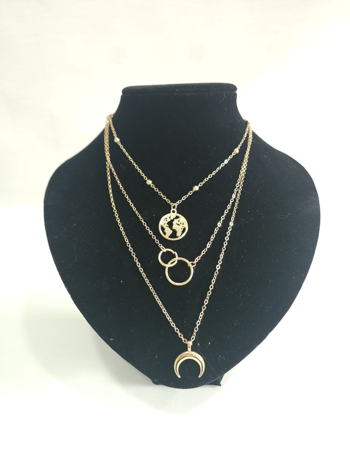 Juego de Collares “Trilogía Cósmica” – Tierra, Círculo y Luna