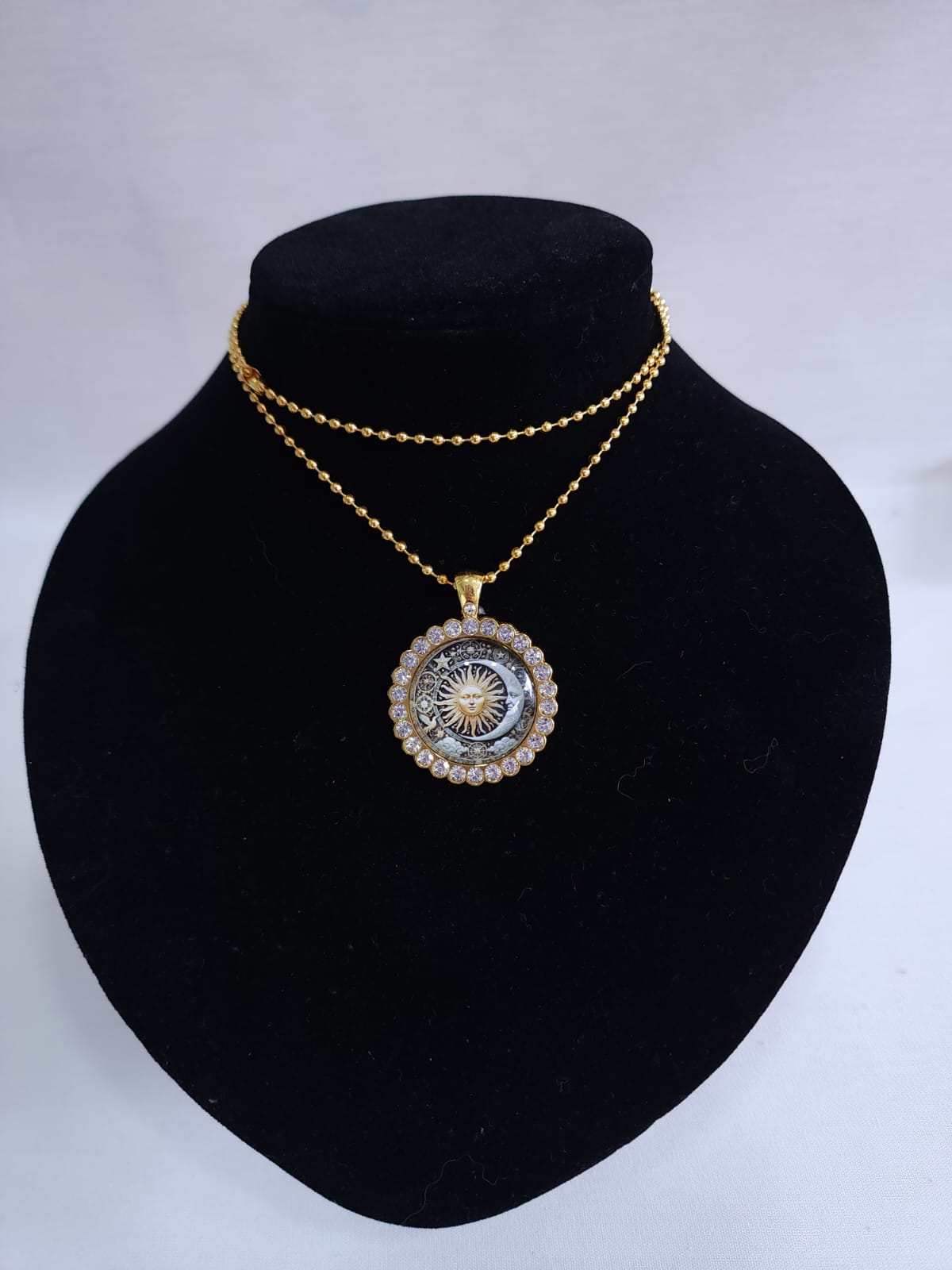 Collar Sol Sagrado Dorado ✨