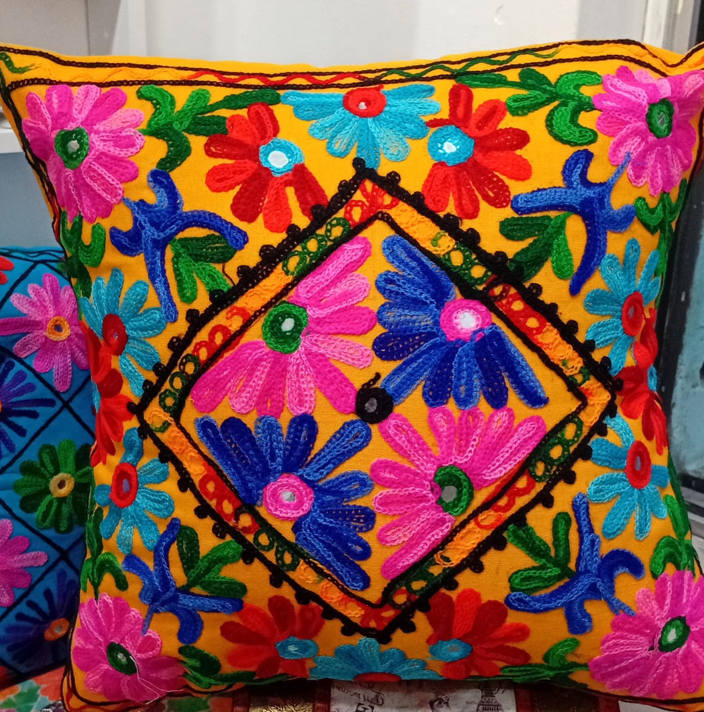 Cojines Artesanales Estilo Indú