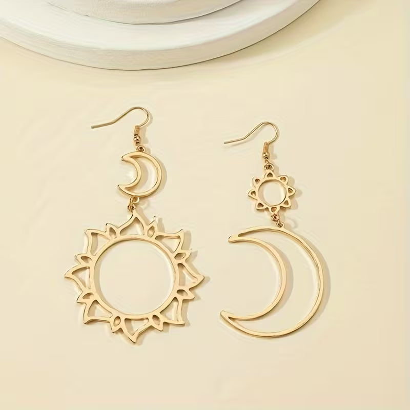 ✨ Aretes Sol y Luna – Estilo Místico Dorado ✨